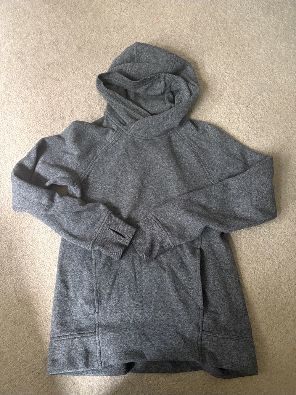 Lululemon Gray Hooded Pullover Sweatshirt size 2 excellent condition